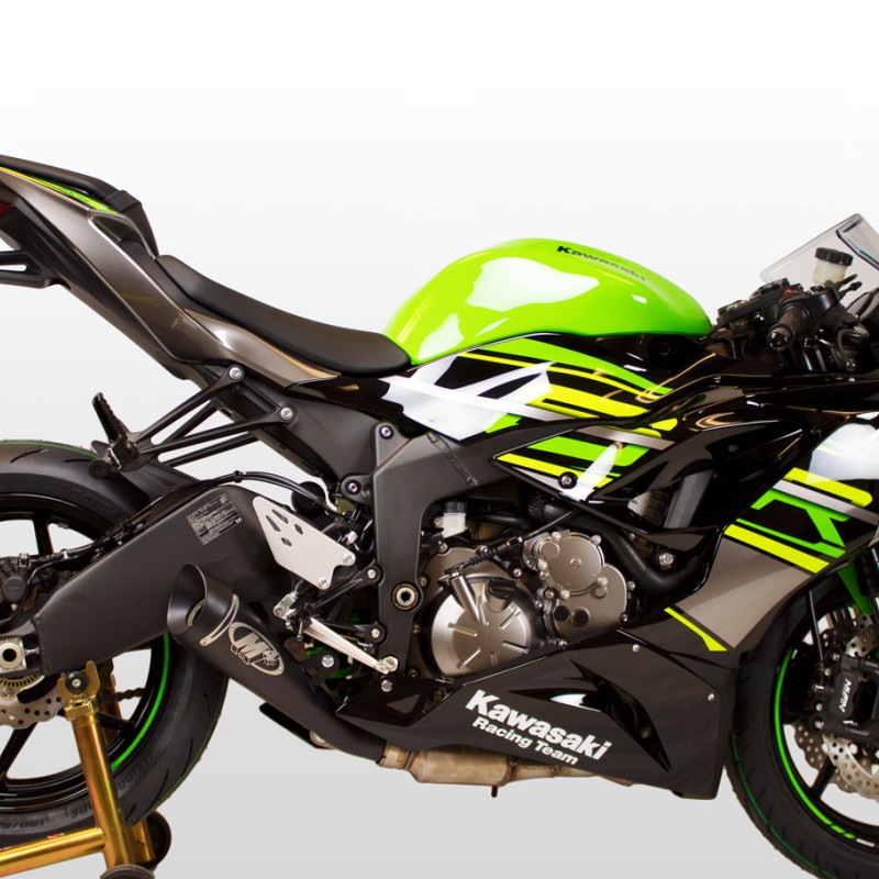 2022年製LPガス用 M4 Black GP19 Slip-On Canister - Kawasaki ZX-10R (2021-2023